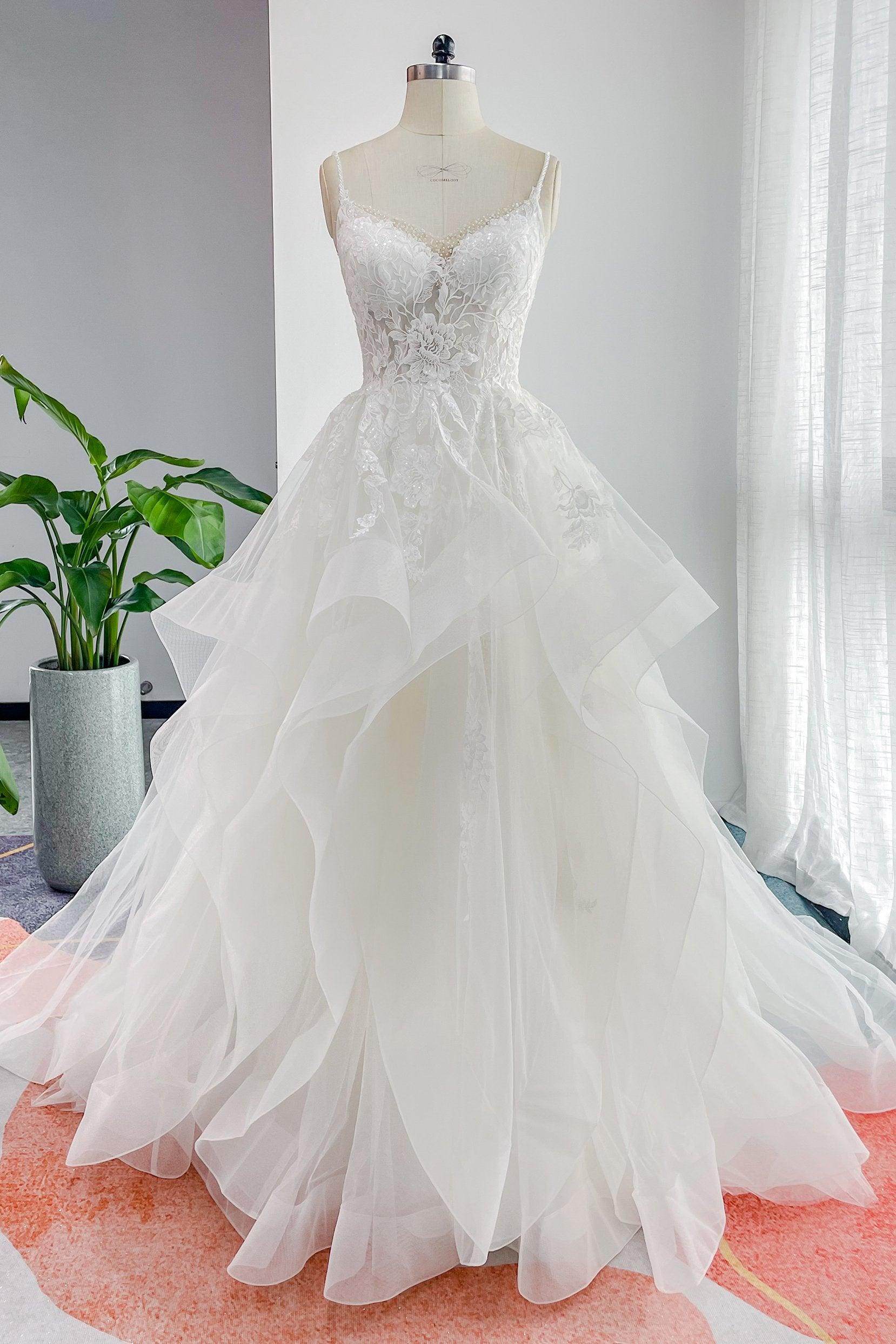 A-Line Court Train Lace Tulle Wedding Dress CW3154 - COCOMELODY